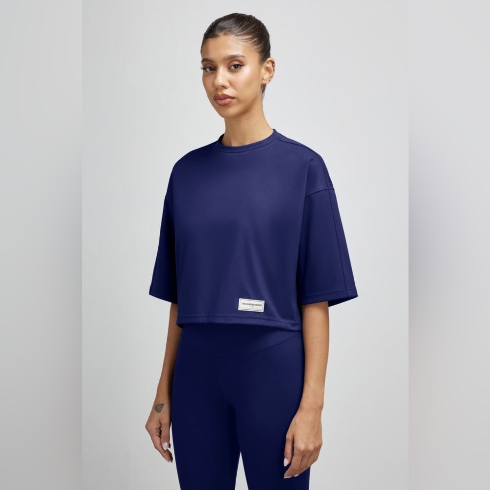 THEGIVINGMOVEMENT Boxy Light Softskin100© T-Shirt, Small